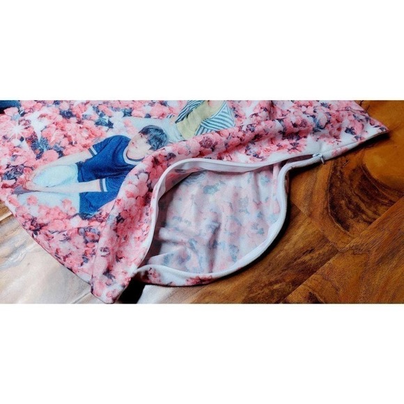 BTS vintage pillow case. Young BTS boys Kpop Collectable Rare BTS Army must have - Picture 3 of 4